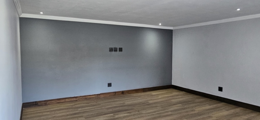 7 Bedroom Property for Sale in Gansbaai Central Western Cape